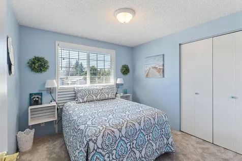 1026 NE Primrose Place Grants Pass OR 97526
