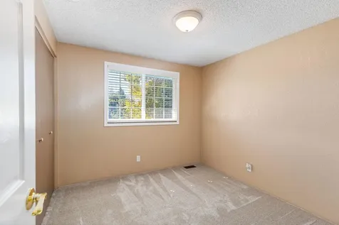 1026 NE Primrose Place Grants Pass OR 97526