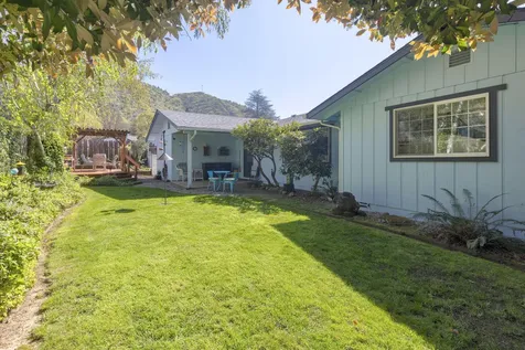 1026 NE Primrose Place Grants Pass OR 97526