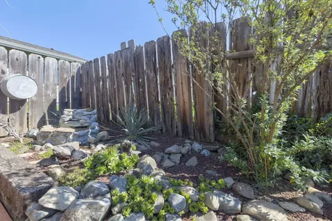1026 NE Primrose Place Grants Pass OR 97526