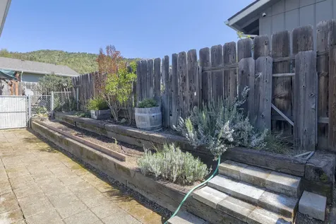 1026 NE Primrose Place Grants Pass OR 97526