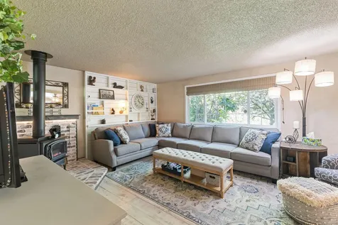 1026 NE Primrose Place Grants Pass OR 97526