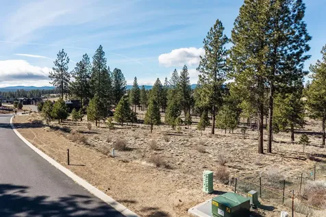 61853 Hosmer Lake Drive Bend OR 97702