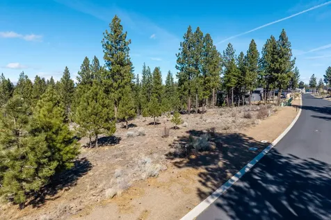 61853 Hosmer Lake Drive Bend OR 97702