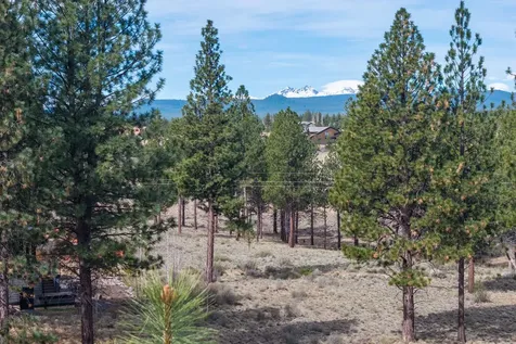 61853 Hosmer Lake Drive Bend OR 97702