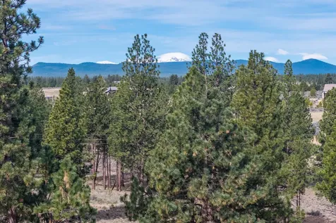 61853 Hosmer Lake Drive Bend OR 97702