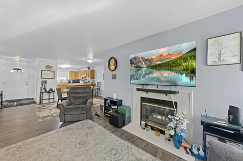 815 Pine Street Rogue River OR 97537