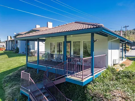 815 Pine Street Rogue River OR 97537
