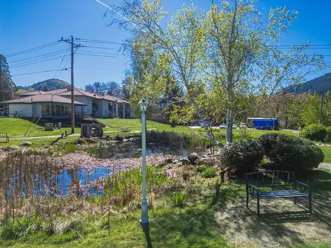 815 Pine Street Rogue River OR 97537