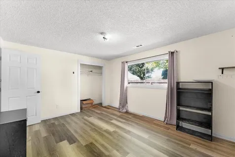 3093 Via Verde Circle White City OR 97503