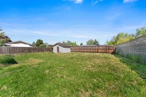3093 Via Verde Circle White City OR 97503