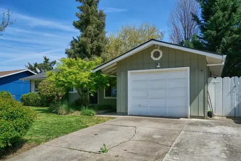 1741 Howell Avenue Medford OR 97501