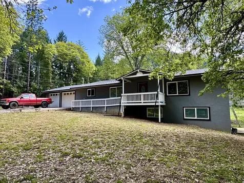 380 Dexter Way Grants Pass OR 97527