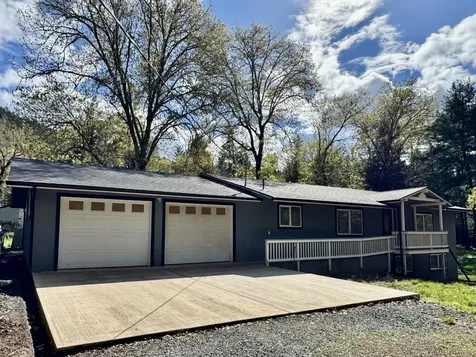 380 Dexter Way Grants Pass OR 97527