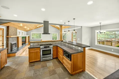 301 Hillcrest Street Ashland OR 97520