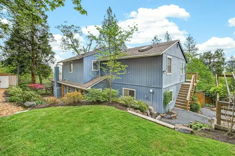 301 Hillcrest Street Ashland OR 97520