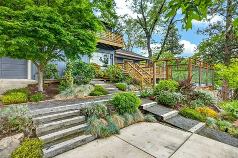 301 Hillcrest Street Ashland OR 97520