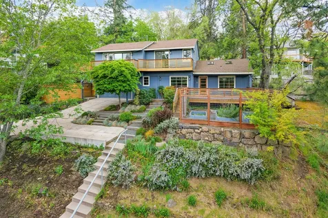 301 Hillcrest Street Ashland OR 97520