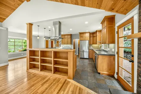 301 Hillcrest Street Ashland OR 97520