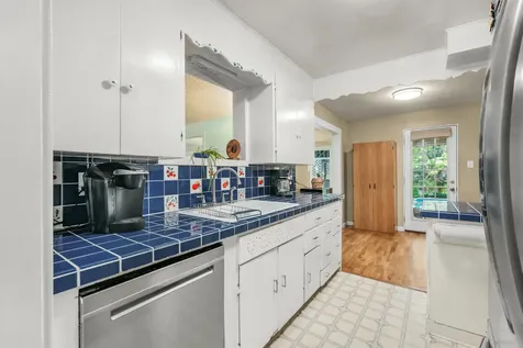 1381 Oak Hill Road Roseburg OR 97471