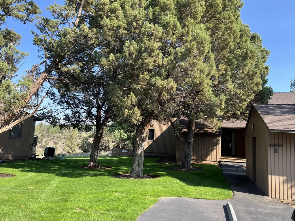 2200 Snowgoose Drive Redmond OR 97756