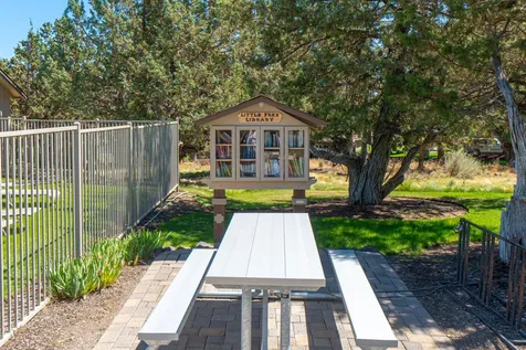 2200 Snowgoose Drive Redmond OR 97756