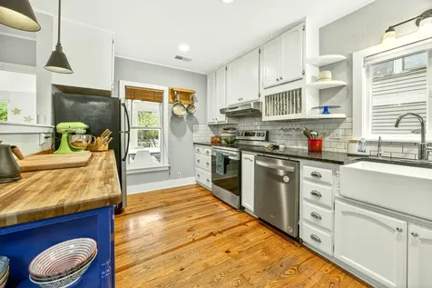140 Lincoln Street Ashland OR 97520
