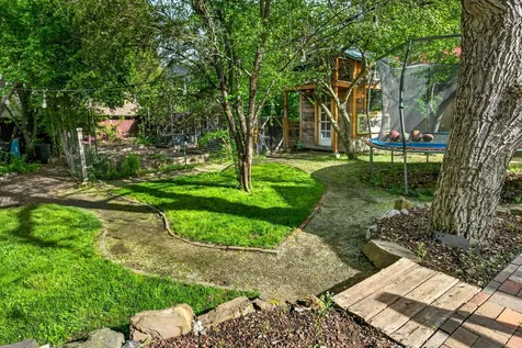 140 Lincoln Street Ashland OR 97520