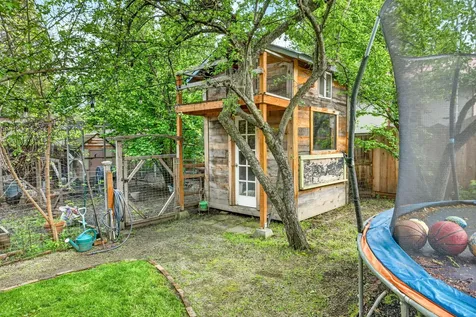 140 Lincoln Street Ashland OR 97520
