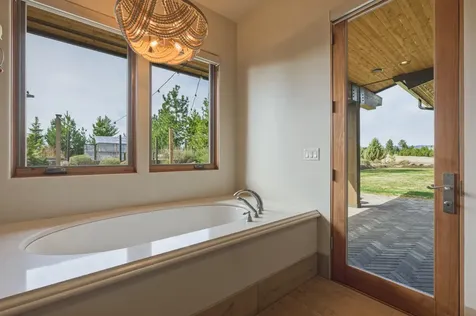 19100 Macalpine Loop Bend OR 97702