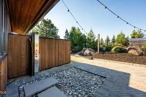 19100 Macalpine Loop Bend OR 97702