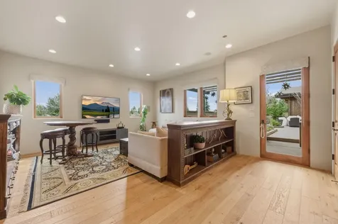19100 Macalpine Loop Bend OR 97702