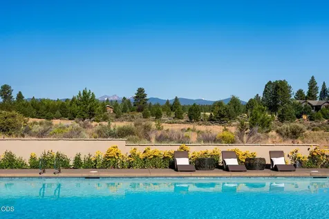 19100 Macalpine Loop Bend OR 97702