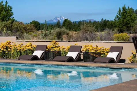 19100 Macalpine Loop Bend OR 97702