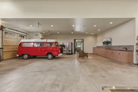 19100 Macalpine Loop Bend OR 97702