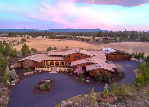 19100 Macalpine Loop Bend OR 97702
