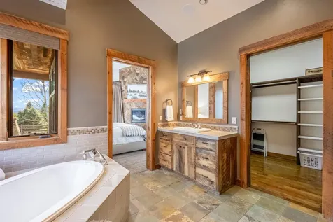 14850 SW Hat Rock Loop SW Powell Butte OR 97753