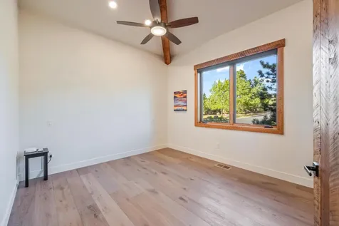 14850 SW Hat Rock Loop SW Powell Butte OR 97753