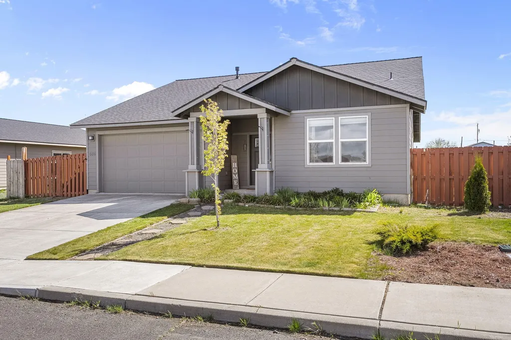 606 Patriot Drive Metolius OR 97741