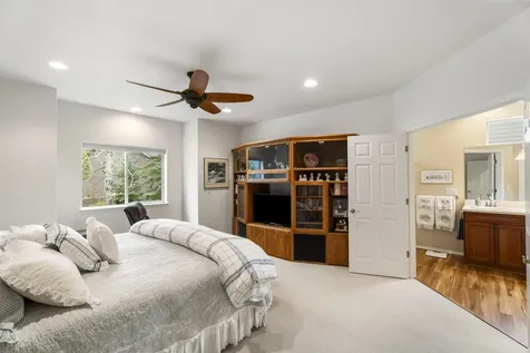900 Victoria Falls Drive Redmond OR 97756