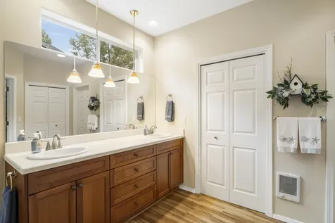 900 Victoria Falls Drive Redmond OR 97756