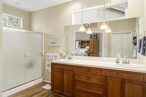 900 Victoria Falls Drive Redmond OR 97756