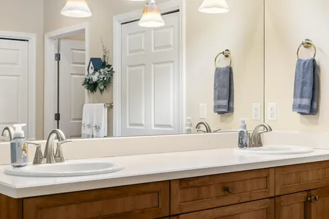 900 Victoria Falls Drive Redmond OR 97756