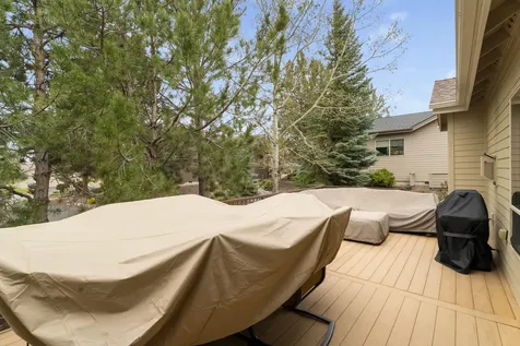 900 Victoria Falls Drive Redmond OR 97756