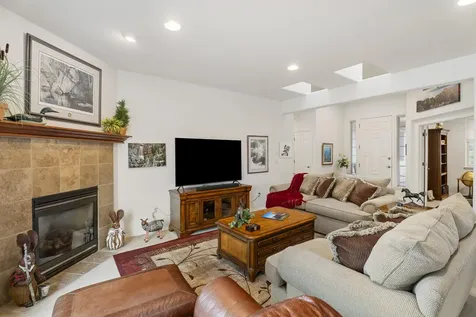 900 Victoria Falls Drive Redmond OR 97756
