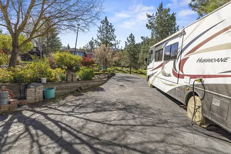 1240 Vista Way Klamath Falls OR 97601