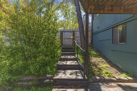1240 Vista Way Klamath Falls OR 97601
