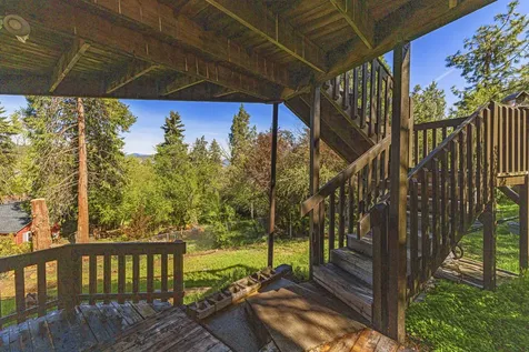 1240 Vista Way Klamath Falls OR 97601