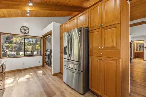 1240 Vista Way Klamath Falls OR 97601