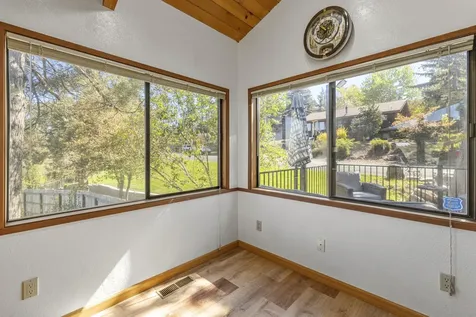 1240 Vista Way Klamath Falls OR 97601
